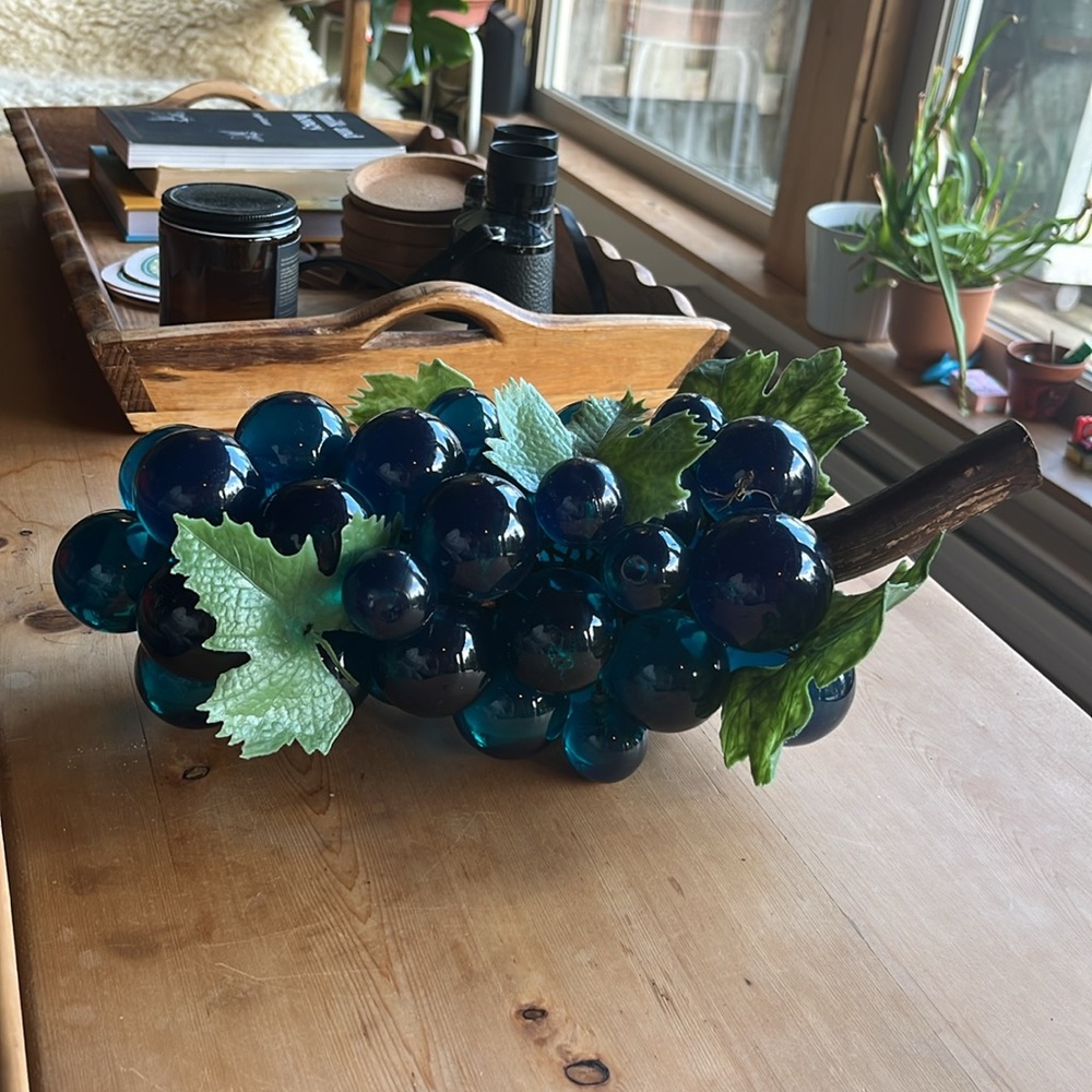 XL Lucite Grape MCM